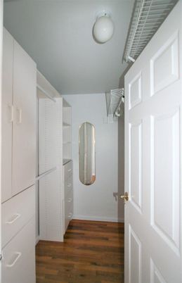 Interior, Walk-in Closets, Wood Texture Flooring
