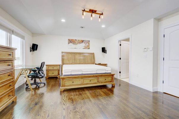 Bedroom, Home Office, Interior, Recessed Lighting, Wood Texture Flooring