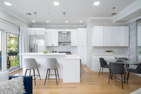Dining room, Interior, Kitchen, Pendant Lights, Recessed Lighting, Stainless Steel Appliances, Wood Texture Flooring