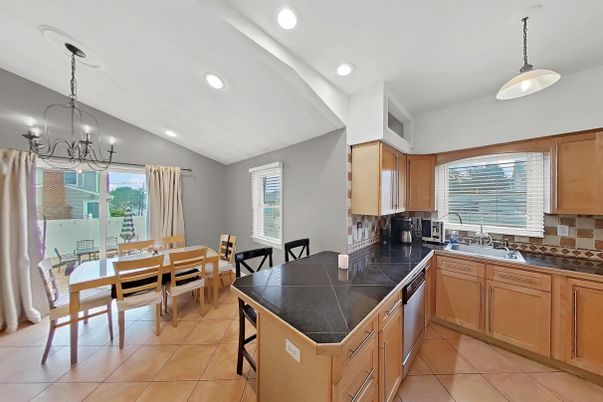 Dining room, Interior, Kitchen, Pendant Lights, Recessed Lighting