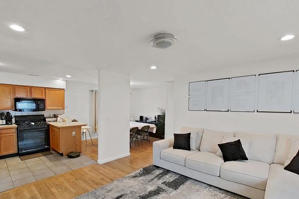 Interior, Kitchen, Living room, Recessed Lighting, Wood Texture Flooring