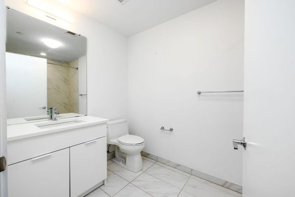 Bathroom, Interior, Marble, Marble Walls, Recessed Lighting