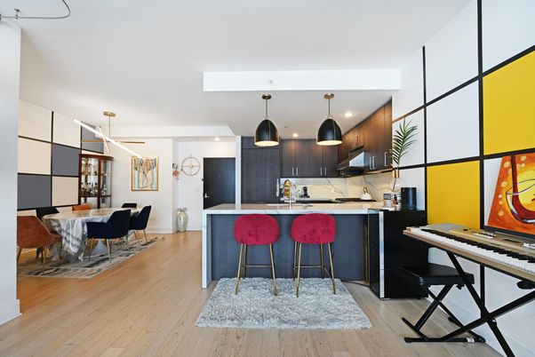 Dining room, Interior, Kitchen, Pendant Lights, Recessed Lighting, Wood Texture Flooring