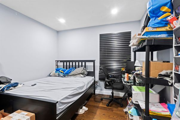 DE Listing image placeholder