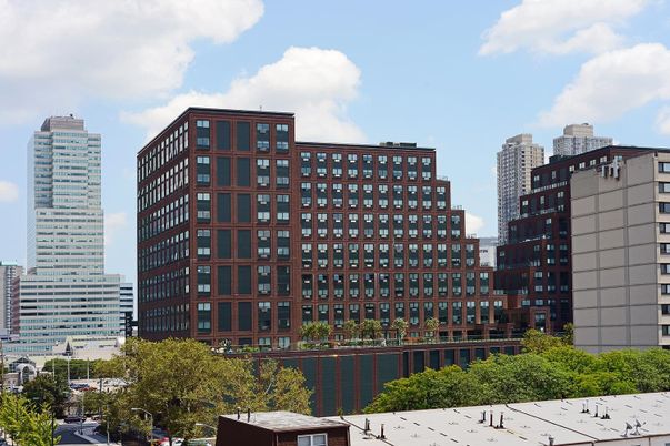 Exterior, Facade, Highrise