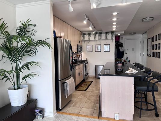 Dining room, Interior, Kitchen, Recessed Lighting