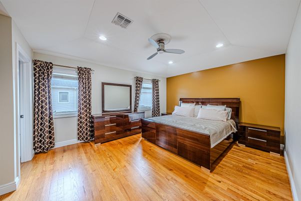 Bedroom, Interior, Recessed Lighting, Wood Texture Flooring