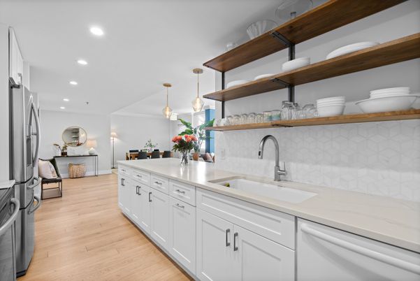 Interior, Kitchen, Pendant Lights, Recessed Lighting, Wood Texture Flooring