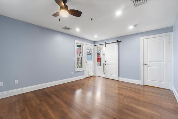 Empty room, Interior, Recessed Lighting, Wood Texture Flooring