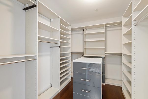 Interior, Walk-in Closets