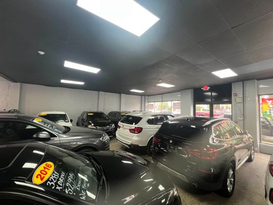 Garage, Interior, Recessed Lighting