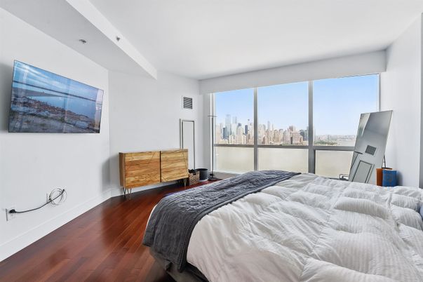Bedroom, Interior, Water, Wood Texture Flooring