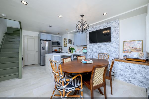 Dining room, Interior, Kitchen, Pendant Lights, Recessed Lighting, Stainless Steel Appliances, Wood Texture Flooring