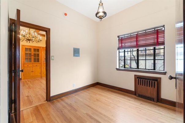 Chandelier, Empty room, Interior, Wood Texture Flooring
