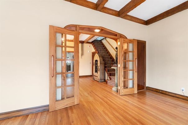 Interior, Recessed Lighting, Wooden Beams, Wood Texture Flooring