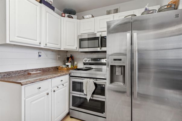 Interior, Kitchen, Stainless Steel Appliances