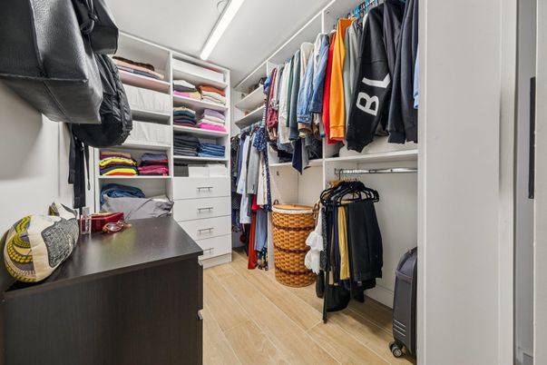 Interior, Walk-in Closets, Wood Texture Flooring