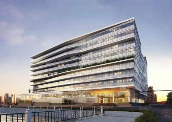 Exterior, Facade, Pool, Highrise