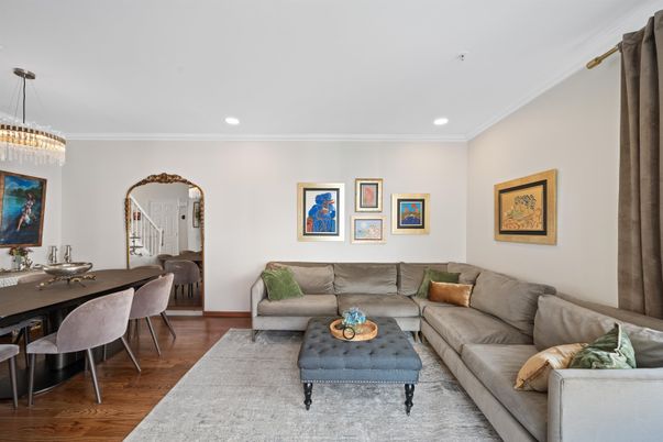 Chandelier, Dining room, Interior, Living room, Pendant Lights, Recessed Lighting, Wood Texture Flooring