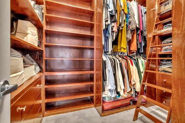 Interior, Walk-in Closets