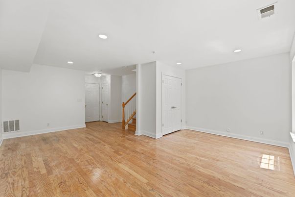 Empty room, Interior, Recessed Lighting, Wood Texture Flooring