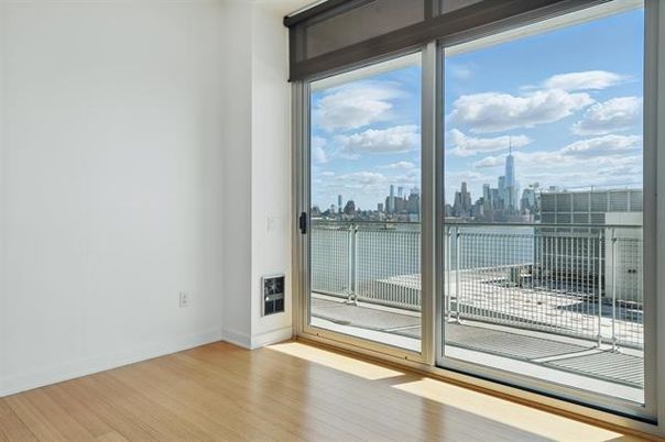 Water, Interior, Other, Skyline