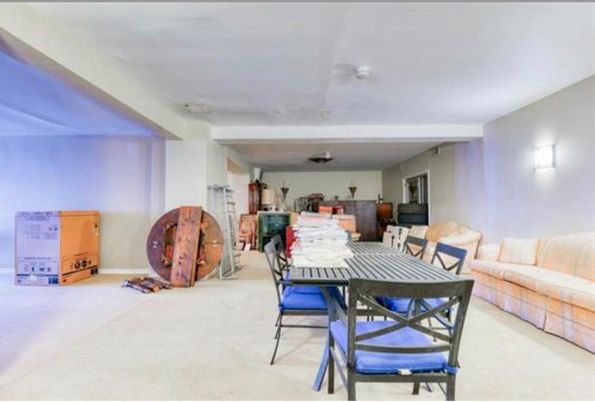Dining room, Interior