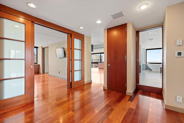 Empty room, Interior, Recessed Lighting, Wood Texture Flooring