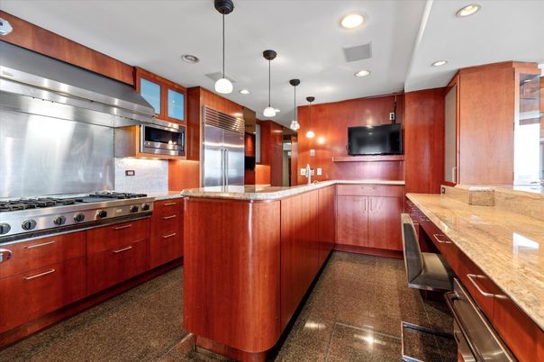 Interior, Kitchen, Pendant Lights, Recessed Lighting, Stainless Steel Appliances