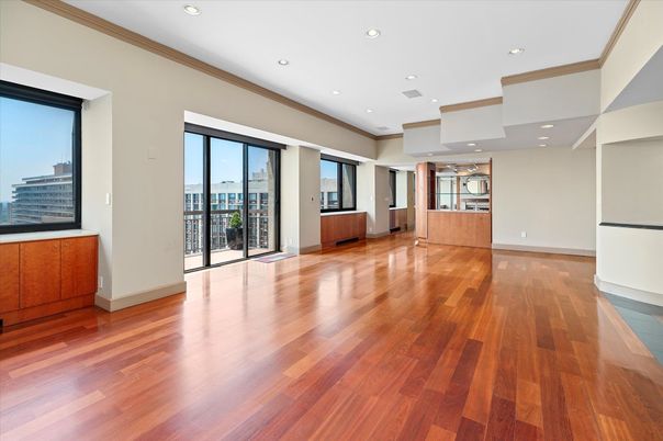 Empty room, Interior, Recessed Lighting, Wood Texture Flooring