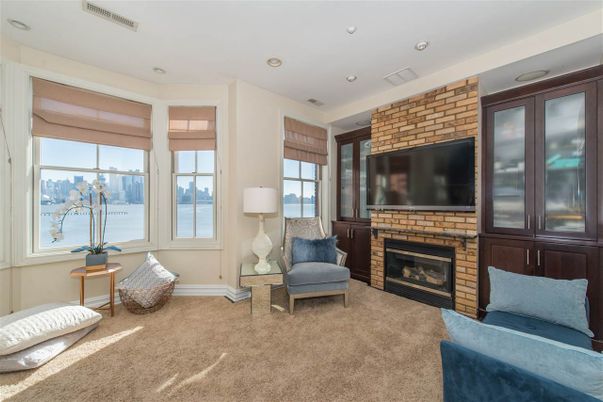 Fireplace, Interior, Living room, Recessed Lighting, Water