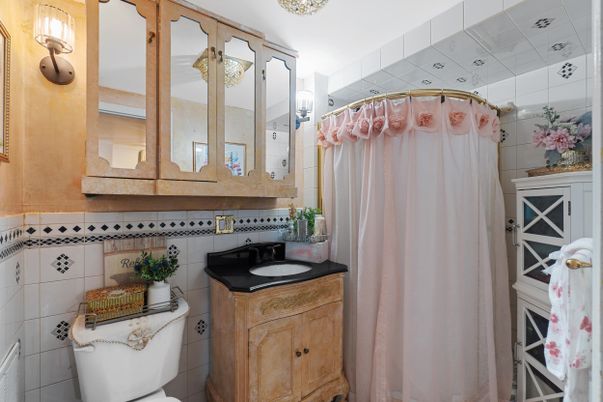 Bathroom, Interior