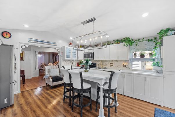 Interior, Kitchen, Pendant Lights, Recessed Lighting, Wood Texture Flooring