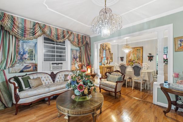 Chandelier, Dining room, Interior, Living room, Wood Texture Flooring