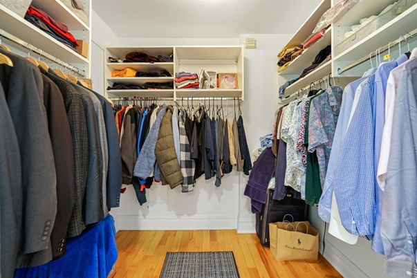 Interior, Walk-in Closets, Wood Texture Flooring