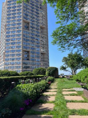 Exterior, Facade, Condo Building