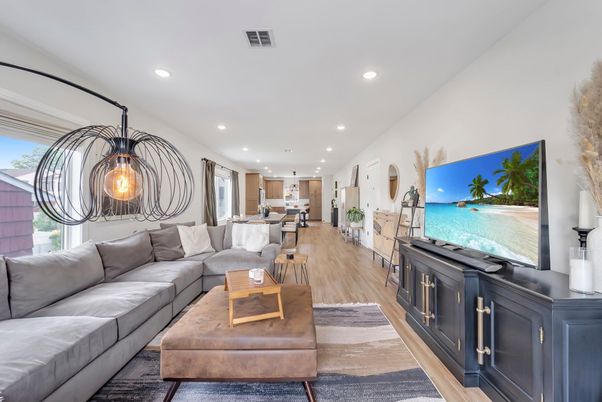 Interior, Kitchen, Living room, Pendant Lights, Recessed Lighting, Wood Texture Flooring