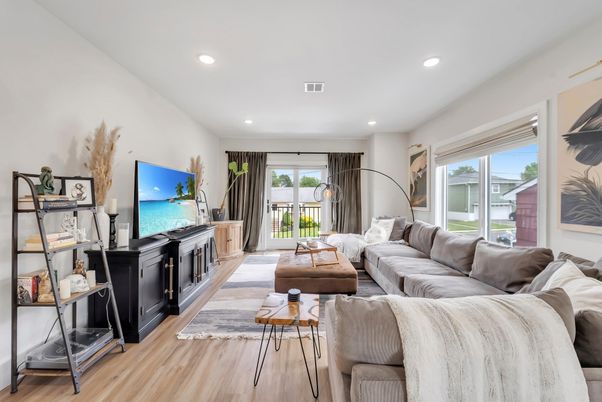 Interior, Living room, Recessed Lighting, Wood Texture Flooring