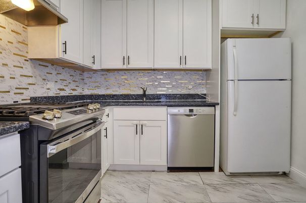 Interior, Kitchen, Marble, Stainless Steel Appliances