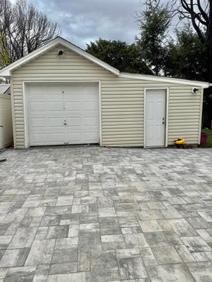 Detached Garage, Exterior