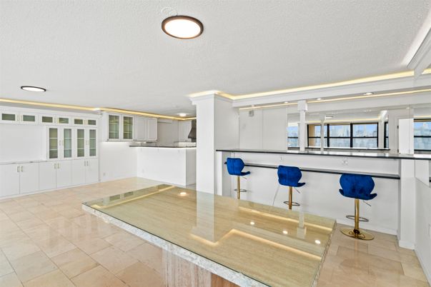 Interior, Recessed Lighting