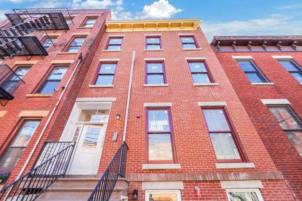 Exterior, Facade, Brick Facade, Rowhouse
