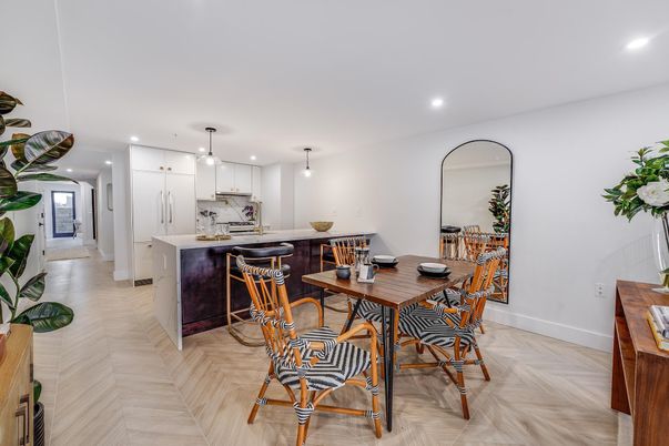 Dining room, Interior, Kitchen, Pendant Lights, Recessed Lighting