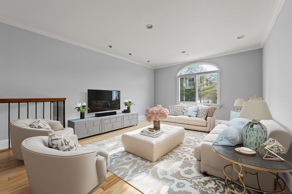 Interior, Living room, Recessed Lighting, Wood Texture Flooring