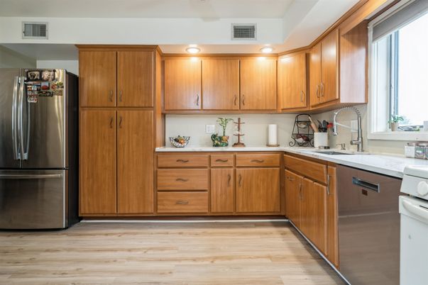 Interior, Kitchen, Recessed Lighting, Wood Texture Flooring