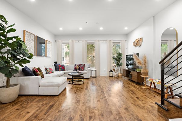 Interior, Living room, Recessed Lighting, Wood Texture Flooring