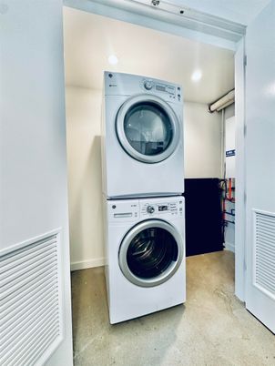 Interior, Recessed Lighting, Utility Closets, Washer