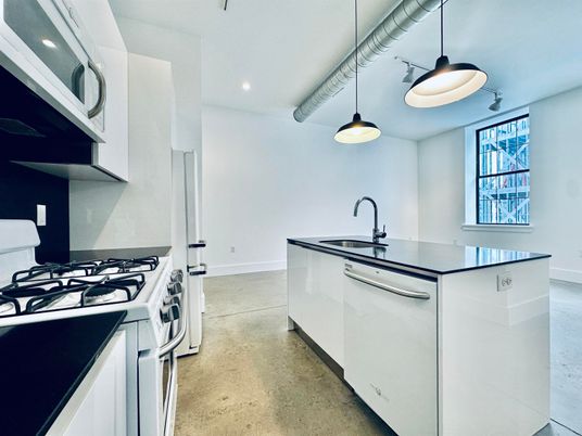 Interior, Kitchen, Pendant Lights, Recessed Lighting
