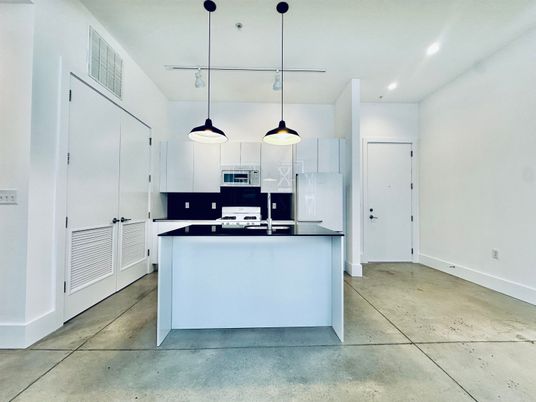 Interior, Kitchen, Pendant Lights, Recessed Lighting
