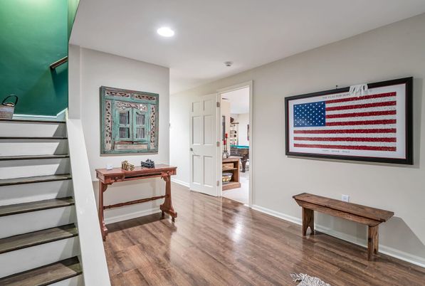 Interior, Recessed Lighting, Wood Texture Flooring